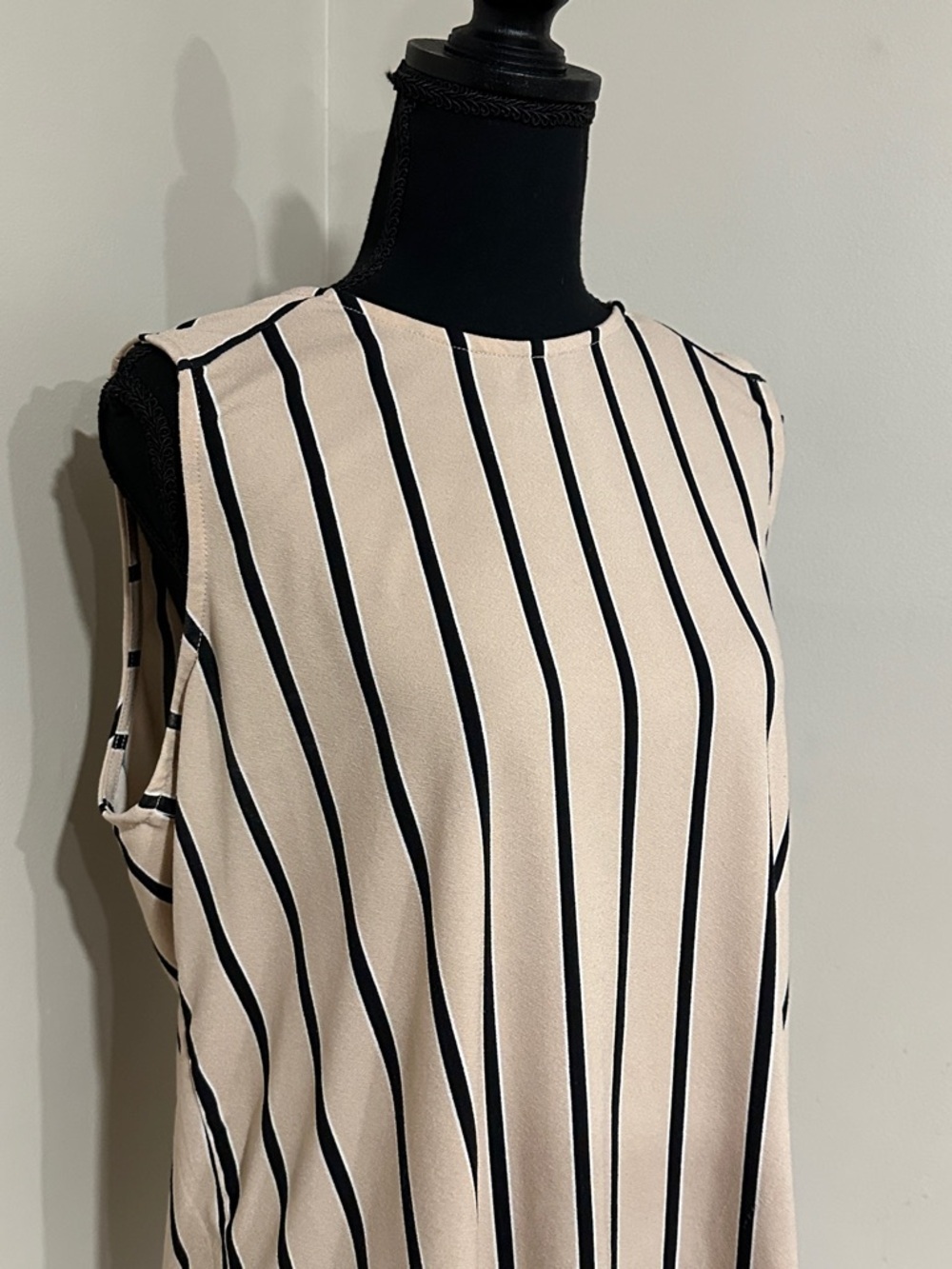 *ADRIANNA PAPELL* Lt. Pink x Black Vertical Stripe Tank Top Size Large - Picture 2 of 7